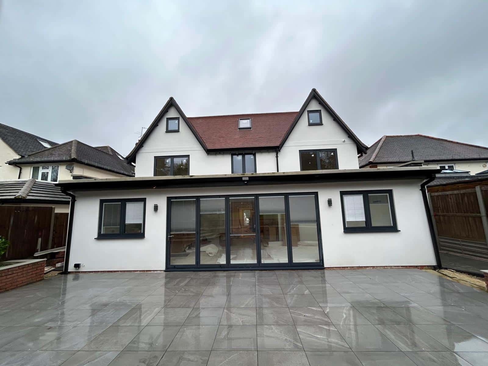 WhatsApp Image 2025-06-19 at 20.00.22 (2) Banstend